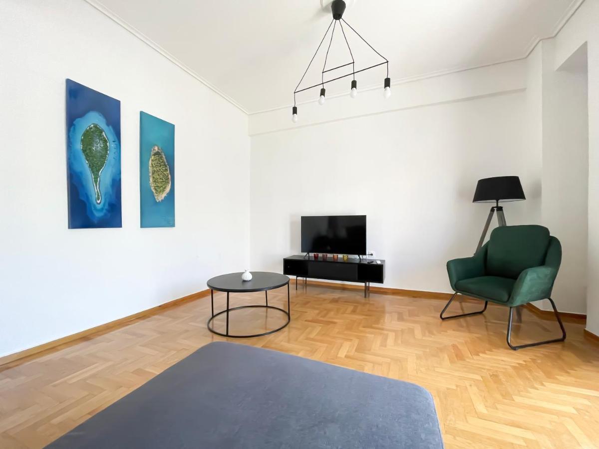 Aristotelous Sunny 118Sqm Apt In Viktoria Athens Exterior photo